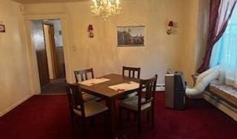 3 George St, Amsterdam, NY 12010