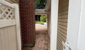 81 Union Ave, Amityville, NY 11701