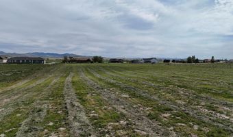 S. Bay lot 13, American Falls, ID 83211