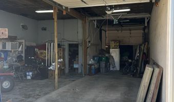 920-924 Parriott St, Aplington, IA 50604