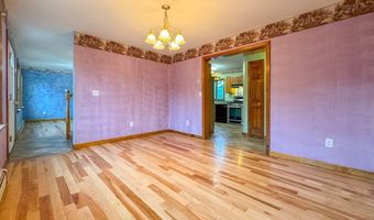17 Harrison Ave, Bourne, MA 02532