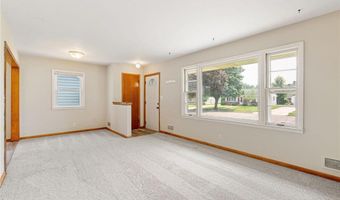 2111 3rd Ave SE, Austin, MN 55912