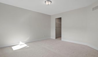 3064 N Spurway Dr, Ann Arbor, MI 48105