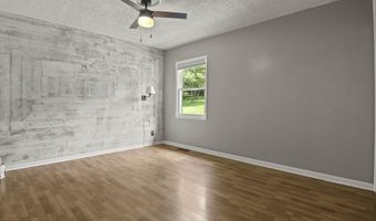99 Reservoir Rd, Norris, TN 37828