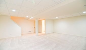 339 PENNYCRESS Rd, Allentown, PA 18104