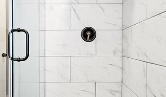 16504 Eden Dr, Athens, AL 35613