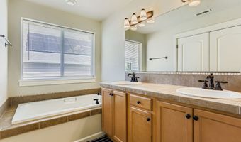 17175 SW WATERLEAF Ln, Beaverton, OR 97006