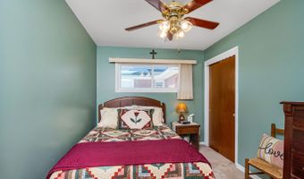 65 Rose Ct, Albany, NY 12209