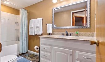 233 22nd St, Baxter Springs, KS 66713