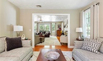 55 Little Pond County Rd, Cumberland, RI 02864
