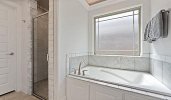 1111 Spring Hollow Rd, Bentonville, AR 72713