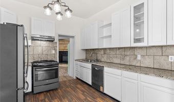 616 E 8th St, Alton, IL 62002