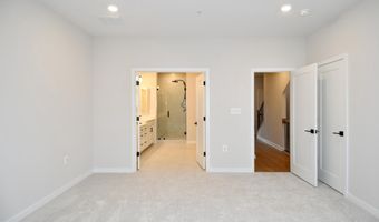 22799 TAWNY PINE Sq, Ashburn, VA 20148