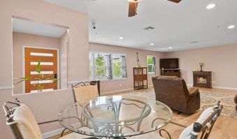 5441 Pennsylvania Ln, La Mesa, CA 91942