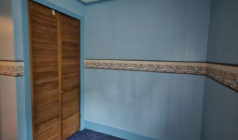 103 4th St, Bangor, ME 04401