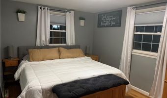 190 Capron Farm Dr, Warwick, RI 02886
