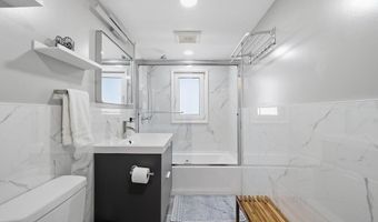240 Keats Ln, Albrightsville, PA 18210