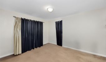 59 Oak St, Amityville, NY 11701