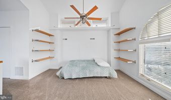 2106 CHESAPEAKE HARBOUR Dr 202, Annapolis, MD 21403