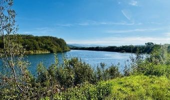 442 Mad River Rd, Arcata, CA 95521