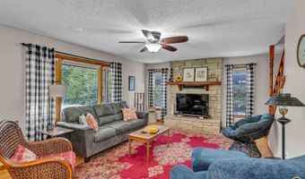 8737 SW 85th St, Auburn, KS 66402