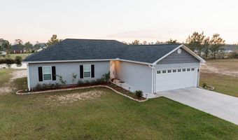 483 Lakeside Cir, Baxley, GA 31513