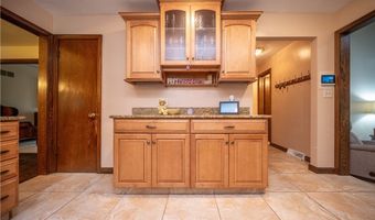 6685 Elwood St, Austintown, OH 44515