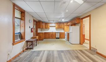 281 Chapman Dr, Amsterdam, NY 12010