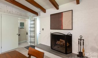 1526 Briarfield Dr, Charlotte, NC 28205