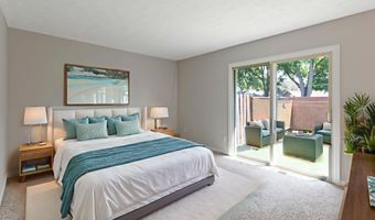 26 Sleepy Hollow Dr, Westfield, IN 46074