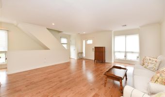 142 I U Willets Rd, Albertson, NY 11507