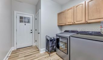 11 Bartons Run Dr, Bluffton, SC 29910