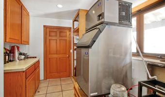 43630 Rainbow Ln, Angelus Oaks, CA 92305