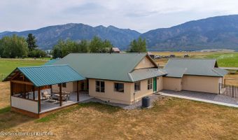 800 COUNTY ROAD 123, Bedford, WY 83112