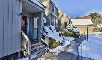 24 Suffolk Ct, Bedford, NH 03110