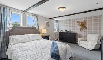 157 Main St, Belgrade, ME 04918