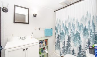 1109 S Van Buren St, Auburn, IN 46706