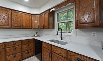 44 Sandwick Dr, Bella Vista, AR 72715