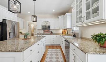 709 NE Georgetown Ct, Ankeny, IA 50021