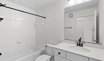 43841 VENETIAN Sq, Ashburn, VA 20147