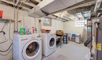 588 Jackson St, Amherst, OH 44001