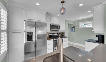 1110 Jeffrey St, Asbury Park, NJ 07712