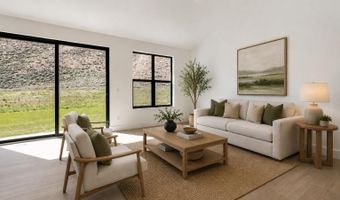605 Rosewood Dr, Bellevue, ID 83313