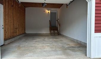 10 Pinecone Dr, Alfred, ME 04002