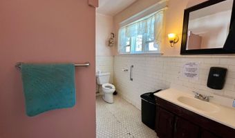 38 Prospect Pl, Bristol, CT 06010