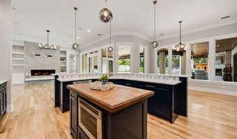 516 Lodge Hill Dr, Heath, TX 75032