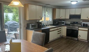 144 S Pier Rd, Narragansett, RI 02882