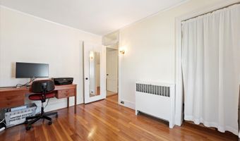 89 Parkview Ave, Bangor, ME 04401