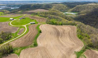 W1660 Maplewood Lane, Alma, WI 54610