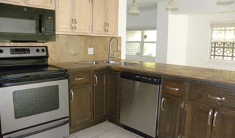 2096 Pat Ln A, Biloxi, MS 39531